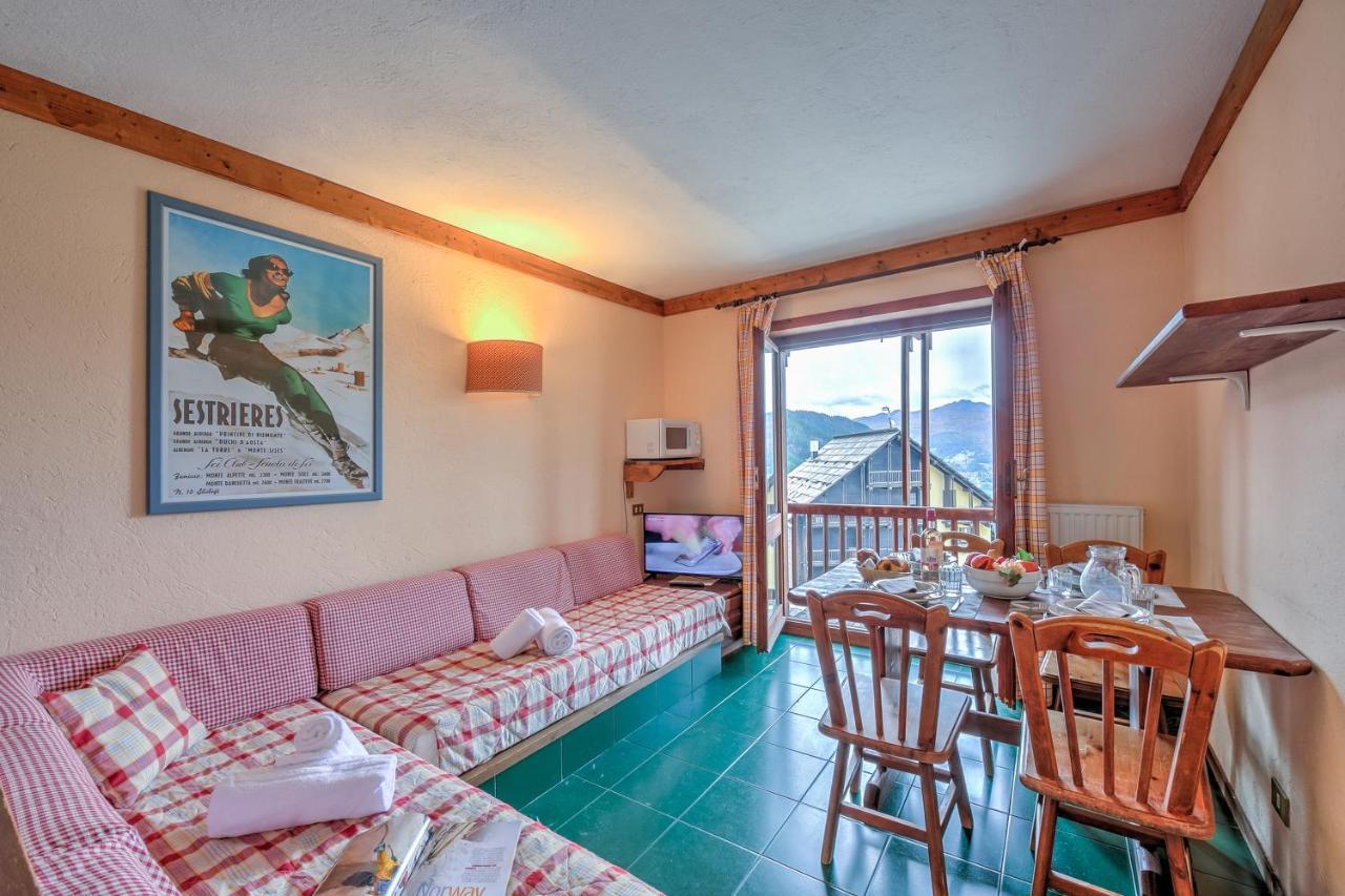 Grange Hike & Ski Sestriere Apartments Exteriör bild