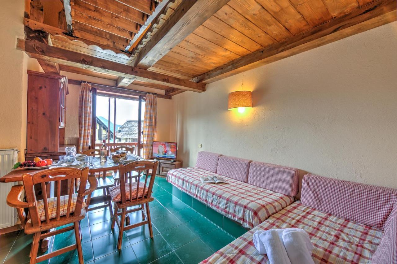Grange Hike & Ski Sestriere Apartments Exteriör bild